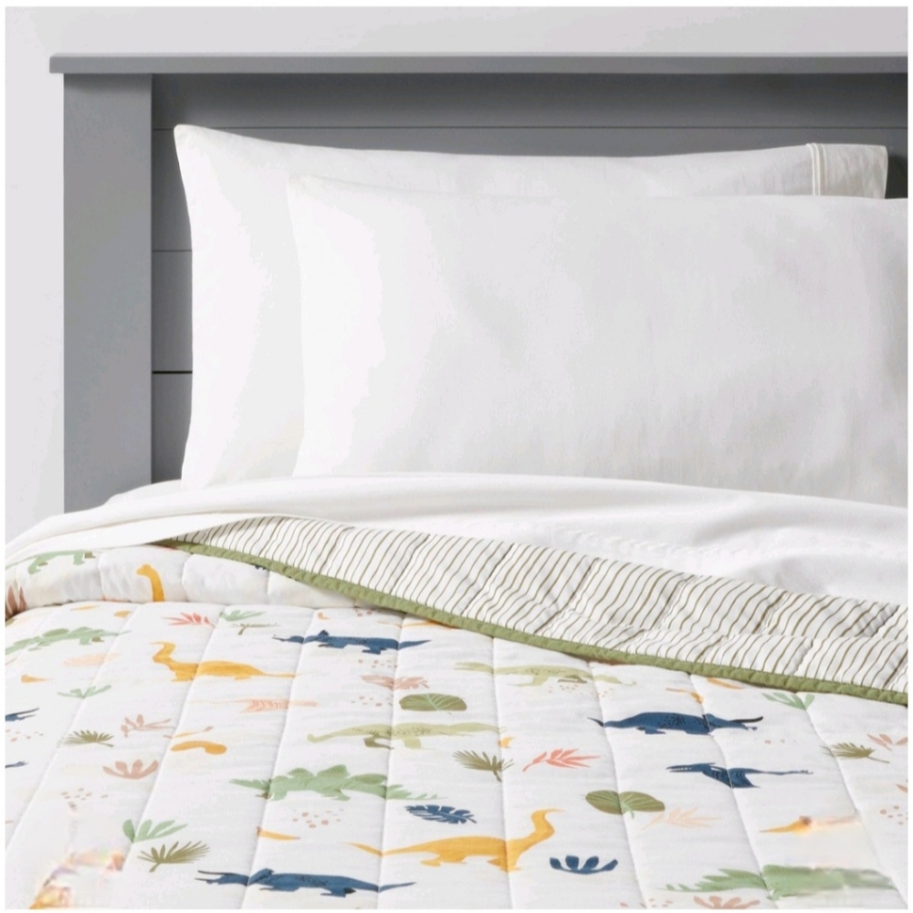 Pillowfort Full/Queen Dinosaur Reversible Kids' Quilt With Pillow Sham